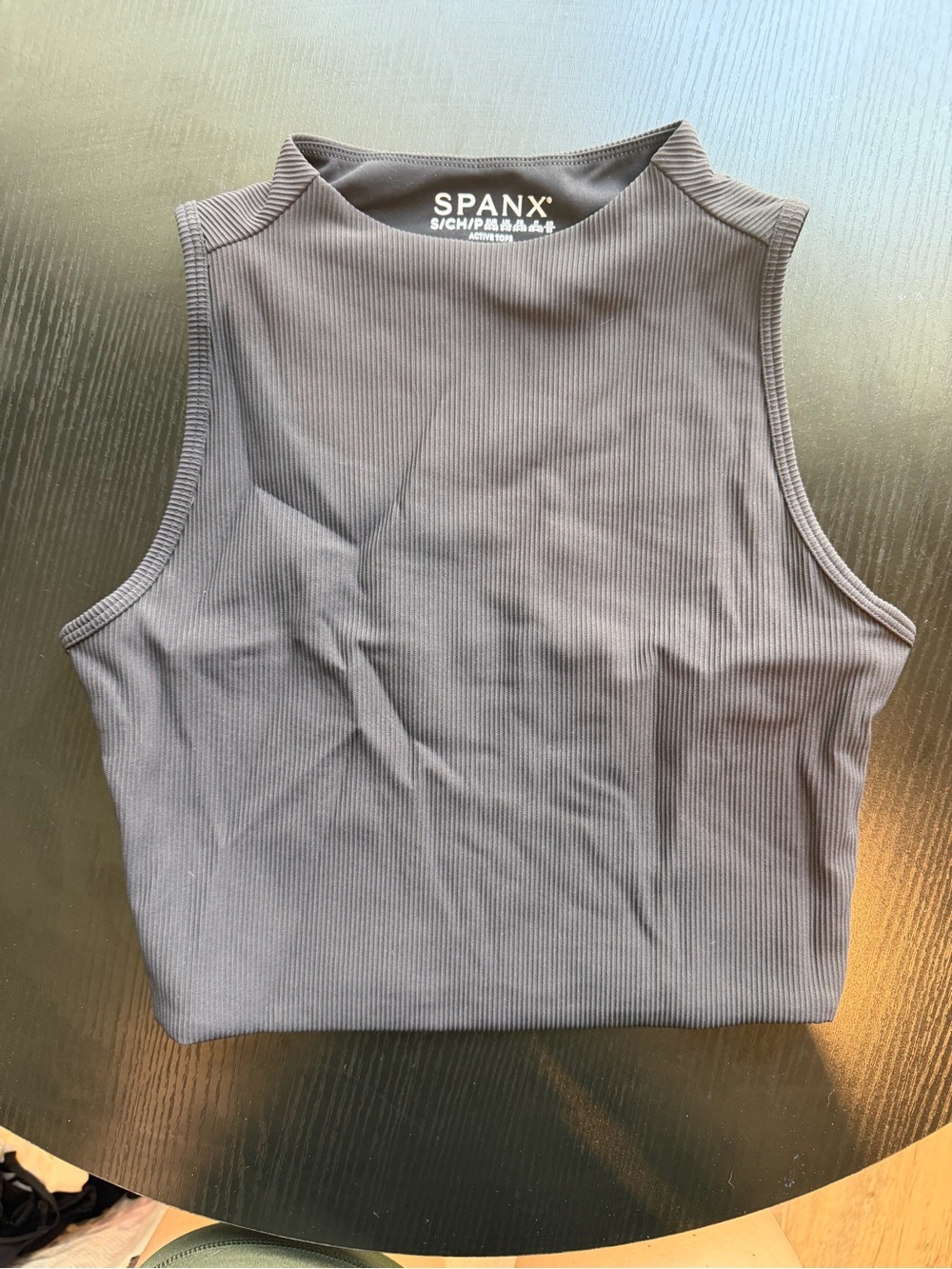 SPANX Ribbed Mock Neck Crop Active Tank - NWOT